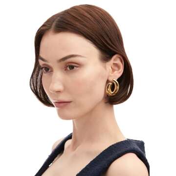 Oscar de la Renta Large O Stud Earrings - Elegant Gold for Every Occasion