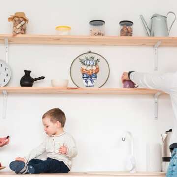 MAQIKA Fall Pumpkin Framed Wall Art Decor, Chinoiserie Decor, Fall Wall Decor, Blue and White Round Wall Hanging Decor, Pumpkin Decor Canvas Prints Art for Living Room Bathroom Kitchen, 10x10 Inch