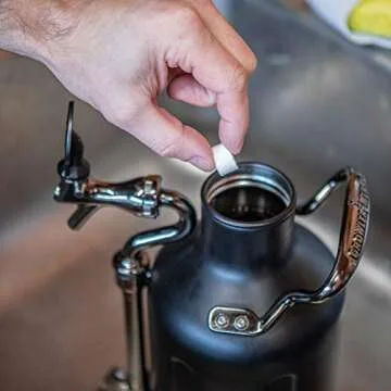 GrowlerWerks uKeg 64oz Stainless Steel Beer Growler