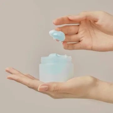 ONGREDIENTS Slow Aging Cream for Youthful, Hydrated Skin