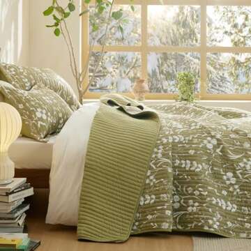 Bedsure Floral Quilt Set King - Reversible Olive Green Botanical Quilt Bedding Set, 3 Pieces Lightweight Bedspread, Soft Microfiber Coverlet with 2 Pillow Shams for All Seasons (106"x96")