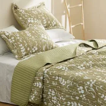 Bedsure Floral Quilt Set King - Reversible Olive Green Botanical Quilt Bedding Set, 3 Pieces Lightweight Bedspread, Soft Microfiber Coverlet with 2 Pillow Shams for All Seasons (106"x96")