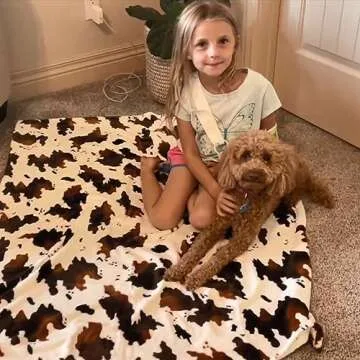 Cow Print Blanket | Soft Fleece Flannel Cozy Cow Blankets | Couch Sofa Bed Cow Blankets Throws | Baby Kids Girls Boys Teens Birthday Valentine's Day