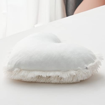 MOOWOO Heart Pillow - Plush Gift for All Occasions