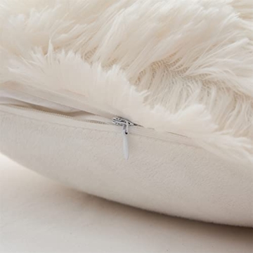 MOOWOO Heart Pillow - Plush Gift for All Occasions