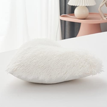 MOOWOO Heart Pillow - Plush Gift for All Occasions