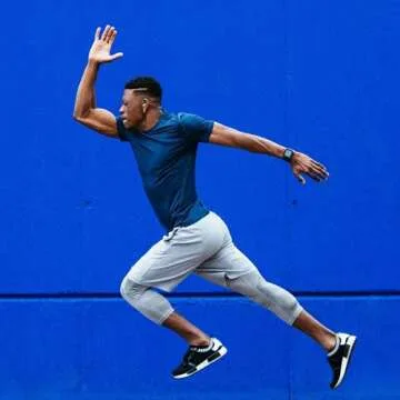 JBL Endurance Race TWS - Waterproof true wireless active sport earbuds, JBL Pure Bass Sound, Up to 30 hours of battery life, IP67 Waterproof and Dustproof, Ambient Aware & TalkThru (White)