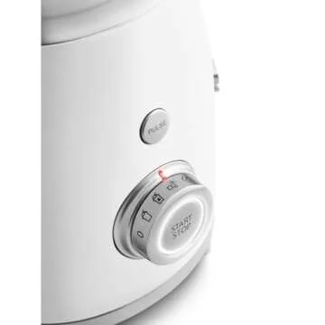 SMEG 4 Speed Blender - Stylish & Functional Kitchen Tool