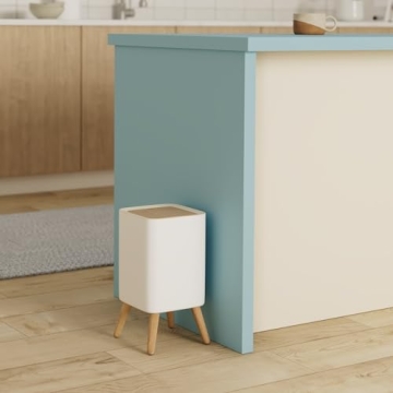 Stylish Bathroom Trash Can with Lid for Modern Homes