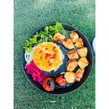 چلو جوجه کباب 2 سیخ