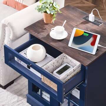 NONGSHIM Farmhouse End Table with Charging Station