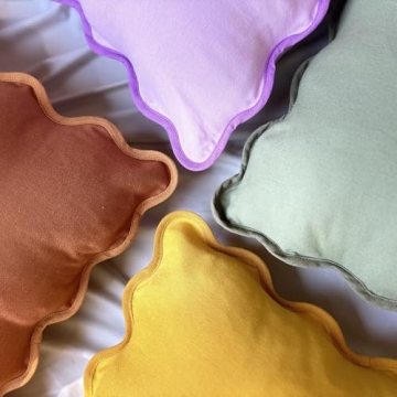 Orelle Scalloped Pillow Cover Set of 2 in Lilac