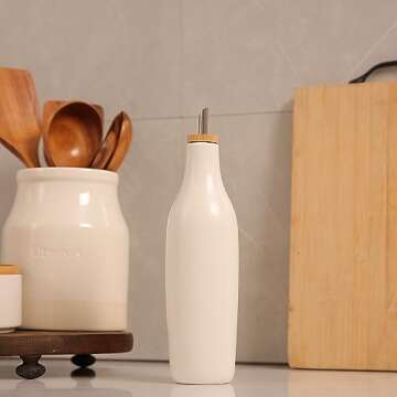 HOMCDALY Ceramic Olive Oil Dispenser Bottle, White Oil Dispenser Bottle for Kitchen, Large Capacity 16.9oz Oil and Vinegar Bottles Dispenser, Oil Container, Kitchen bottle for oil vinegar syrups(W)