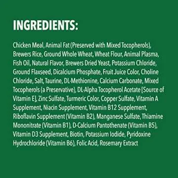 Greenies Feline Smartbites Skin & Fur Crunchy and Soft Natural Cat Treats, Chicken Flavor, 4.6 oz. Pouch