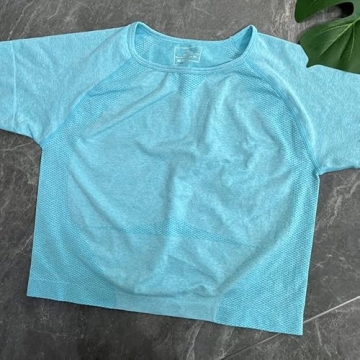 Vanoluya Women's Seamless Workout Crop Top