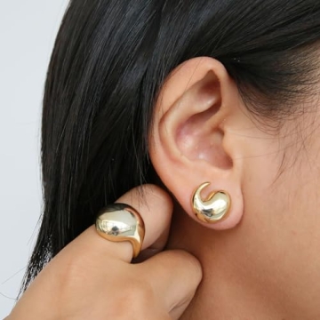 Chic Gold Chunky Earrings Perfect for Any Occasion