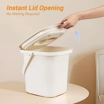 isYoung Pet Food Storage Container - 15Lb Capacity