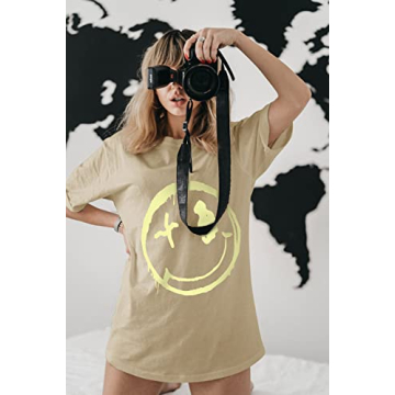 WLLW Women's Oversized Graphic Tees - Trendy & Comfortable