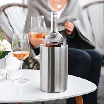 Stylish Wine Bottle Chiller with Ice Pack for Convenient Cooling