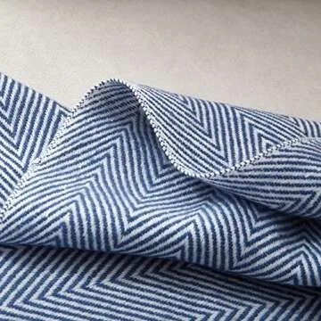 Merrylife Chenille Knitted Throw Blanket - Cozy & Stylish