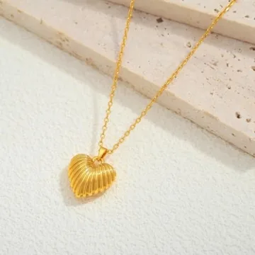 Gold Heart Necklace for Women - Elegant Chain Jewelry