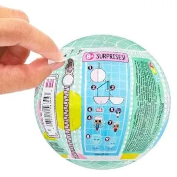 L.O.L. Surprise! Mini Winter Family with Doll, Lil Sis and Pet with 5+ Surprises- Collectible Holiday Toys, Stocking Stuffers, Great Gift for Kids Ages 4 5 6+ Years Old & Collectors