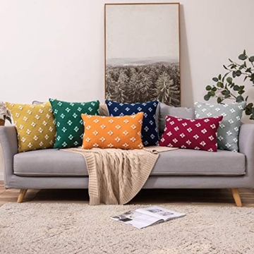 MIULEE Decorative Throw Pillow Covers and Inserts Set