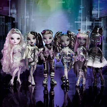 Heather Grayson Grayscale Doll with Mix & Match Outfits