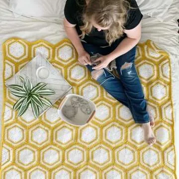 Lion Brand Yarn (1 Skein 860-130I Vanna's Choice, Honey Yarn, 1 Pack