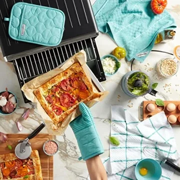 KitchenAid Heat Resistant Oven Mitt & Towel Set