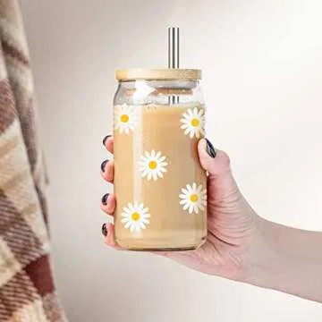 GSPY Daisy Aesthetic Cups, Iced Coffee Cup, Cute Glass Cups with Lids and Straws - Iced Coffee Glasses, Flower Mug Cup, Glass Tumbler - Valentines Day, Birthday Gifts for Women, Coffee Lovers
