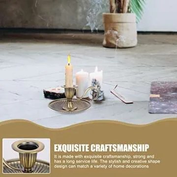 BESPORTBLE Retro Taper Candle Holder, Vintage Candlestick Holders with Handle Simple Candlelight Stand for Halloween Christmas Dining Room Home Decoration Display Bronze