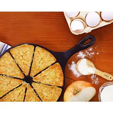Lodge Seasoned Cornbread Pan, 9", Black
