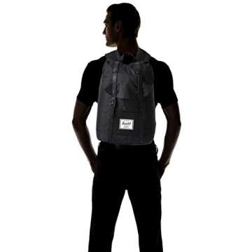 Herschel Retreat Backpack, Black/Black, Classic 19.5L