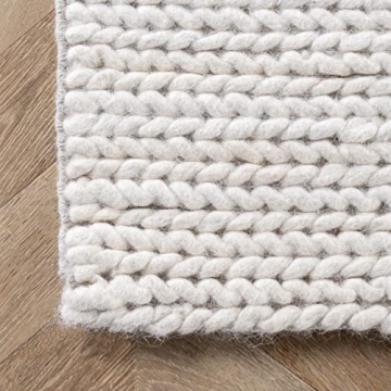 nuLOOM 2x6 Handmade Wool Braided Rug, Elegant & Soft