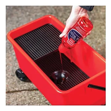 Griot's Garage Ultimate Wash Bucket for Easy Cleaning