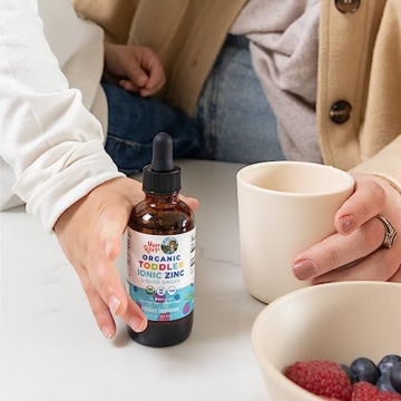 USDA Organic Toddler Liquid Zinc Drops by MaryRuth's | Zinc Sulfate | Immune Support Supplement| Skin Health | Vegan | Formulated for Ages 1-3 | Delicious Berry Flavor | 1 Month Supply | 2 Fl Oz