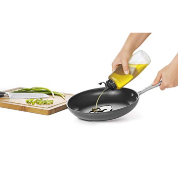 OXO Good Grips Chef's Squeeze Bottle - Large