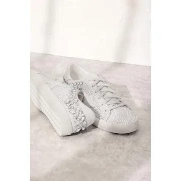 Mi.iM Goldie Rhinestone Star Sneakers for Stylish Comfort