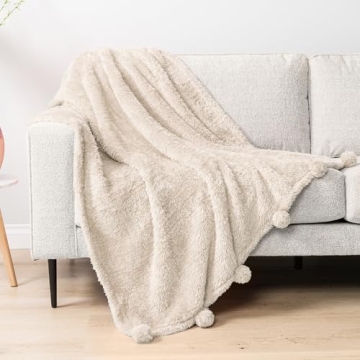 PAVILIA Cream Sherpa Throw Blanket - Soft and Warm