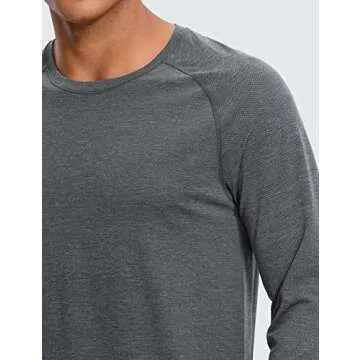 CRZ YOGA Seamless Long Sleeve Men's Tee for Workouts