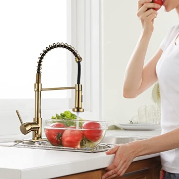 Elegant Gold Kitchen Faucet with Dual Mode Sprayer