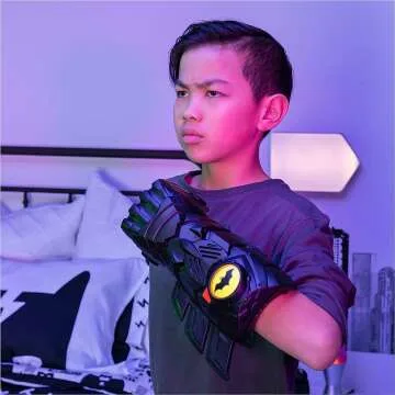 Batman Interactive Gauntlet for Kids - 15 Sounds