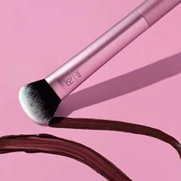 Real Techniques Soft Sculpting Makeup Brush, For Cream & Liquid Contour, Blush, & Highlight, Angled Sculpting Face Brush, Natural Finish, Dense, Vegan Bristles, Travel-Size Brush, 1 Count
