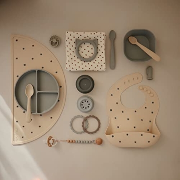 Mushie Silicone Suction Plate - Non-Slip and BPA-Free