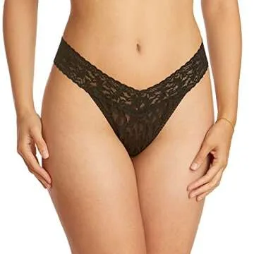 hanky panky, Signature Lace Low Rise Thong, Black, One Size fits 2-12, Comfortable and Durable Underwear for Women
