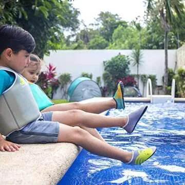 bblüv - Shoöz - Unisex Kids Neoprene Protective Outdoor Water Shoes for Beach or Pool, Protects from Rough Surfaces, Hot Sand, Soft and Durable Water Shoes with Flexible Soles, Grey L (4-5 Years)