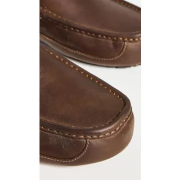 UGG Men's Ascot Slipper - Stylish Comfort Redefined