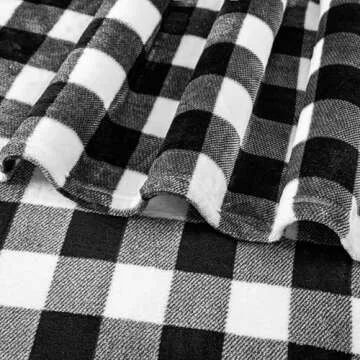 PAVILIA Buffalo Plaid Fleece Throw Blanket - Cozy Style