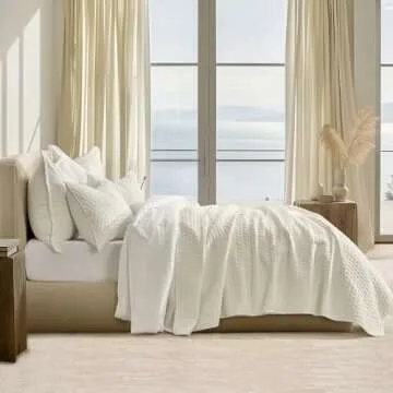 EVERGRACE Luxury Velvet Quilt Set King Size 3 Piece, Soft Oversized Cross-Stitch Velvet Comforter Set with Pillow Shams, Lightweight Velvet Coverlet Bedspread Bedding Set for All Seasons, Cream White